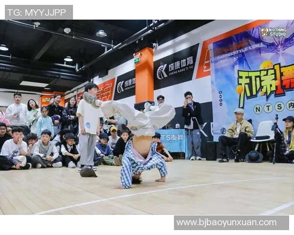 南京街舞队心理素质提升显著创新高引领街舞新潮流