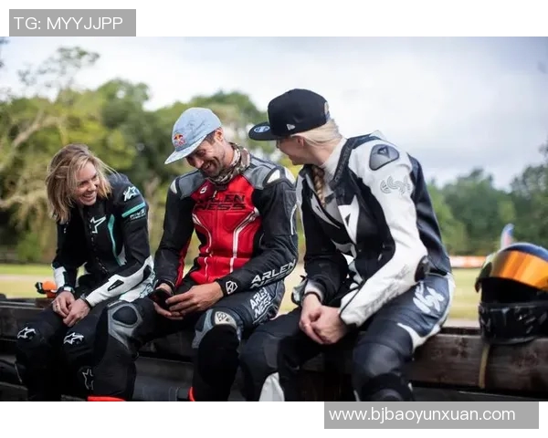 广州滑板队在世界攀岩锦标赛中的默契配合与精彩表现分析