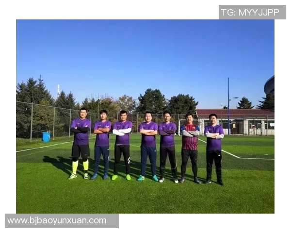 卡拉巴赫与地拉那游击的精彩对决揭示足球战术与团队精神的较量