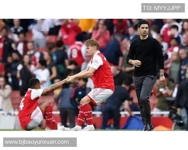 厄德高在国际舞台上的崛起与影响力分析：从青年才俊到足球巨星的成长之路