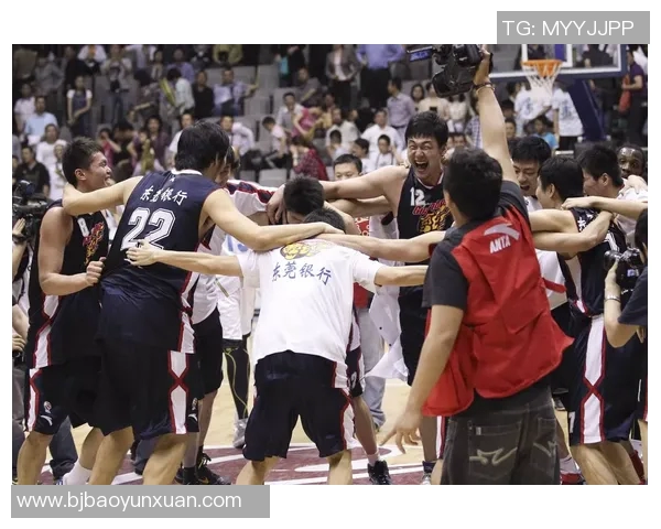 吴冠希的篮球之路：从青涩少年到CBA明星球员的成长历程与奋斗故事