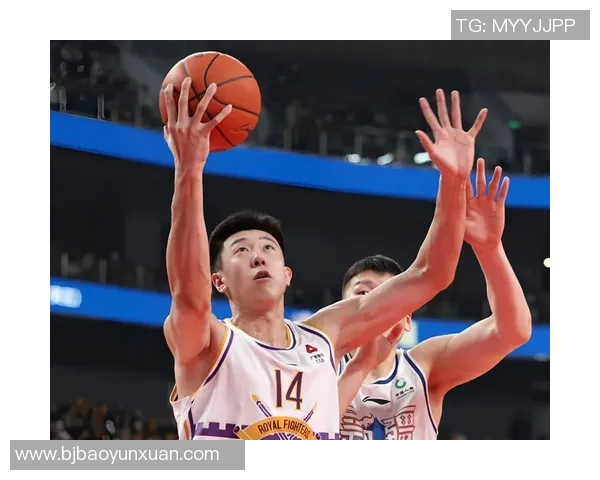 王少杰的奋斗历程与职业生涯：从平凡到卓越的成长故事