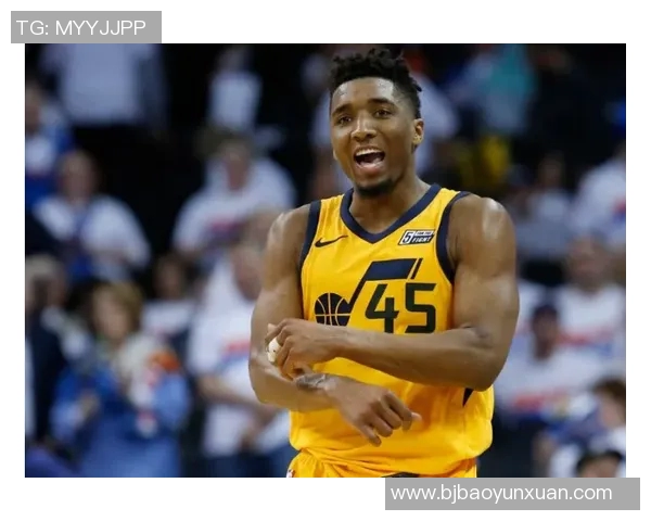 詹姆斯哈登的篮球之路与辉煌成就探讨