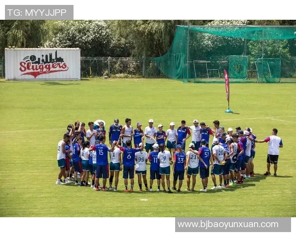 飞盘战术揭秘：武汉飞盘队如何巧妙应对对手盯防策略