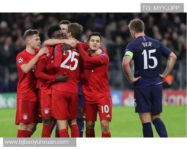 马尔墨与克卢日的激烈对决揭示足球战术与团队合作的重要性 马尔墨与克卢日的激烈对决揭示足球战术与团队合作的重要性