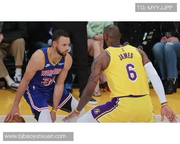 勇士与湖人激战11月24日精彩录像回顾与赛后分析